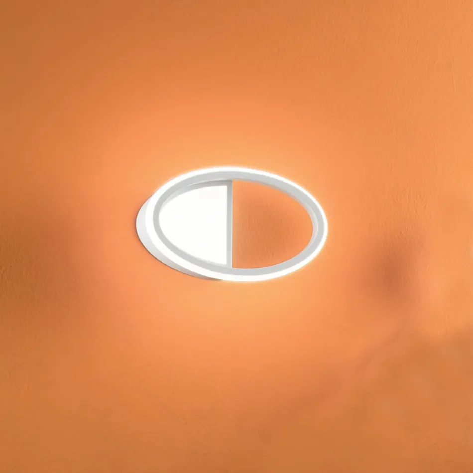 LED-Wandleuchte mit weißer oder goldener Metallstruktur - Raissa Viadurini