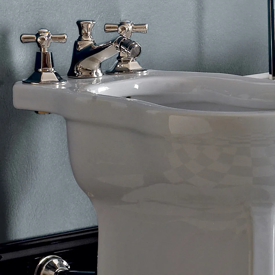 Vintage-Bidet mit weißem oder schwarzem Keramikboden, hergestellt in Italien – Marwa Viadurini