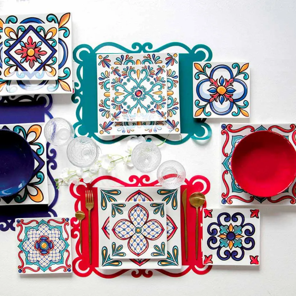 Wein- oder Wasserbecher aus farbigem oder transparentem Glas mit Dekorationen, 12 Stück - Rocca Viadurini