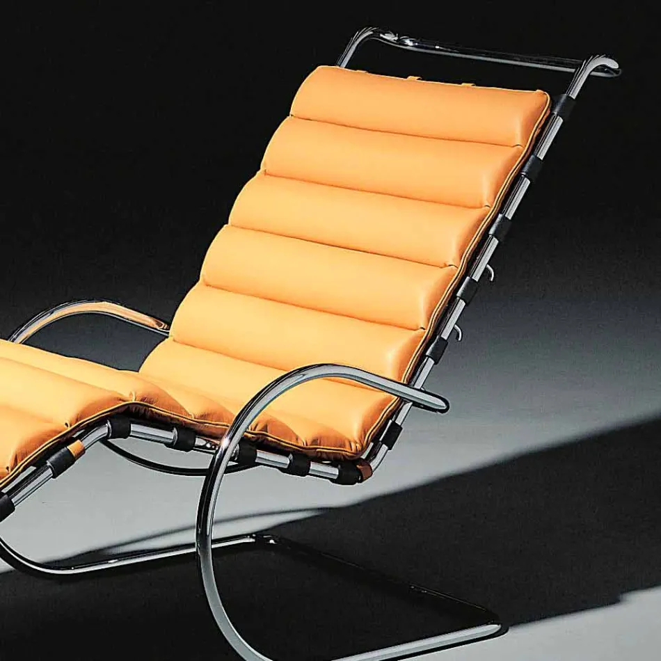 Chaiselongue aus Leder mit Gestell aus verchromtem Stahl Made in Italy - Beirut Viadurini