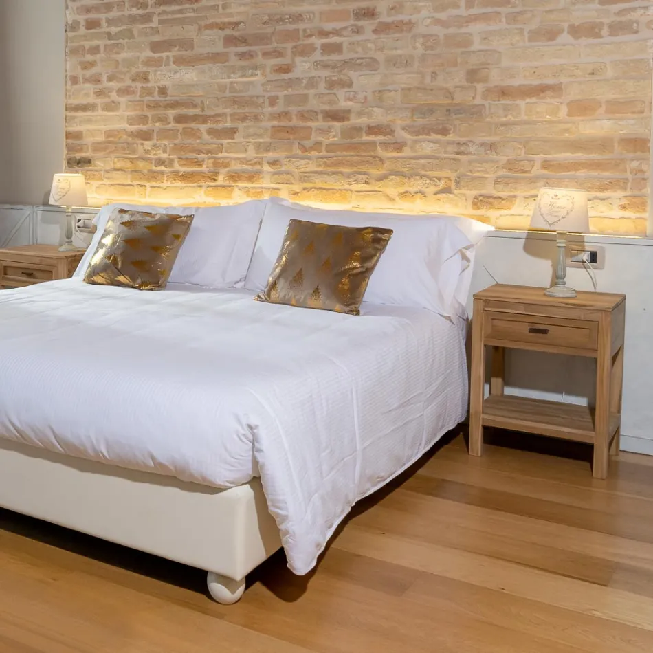 Nachttisch aus massivem Teakholz mit 1 Schublade - Penca Viadurini