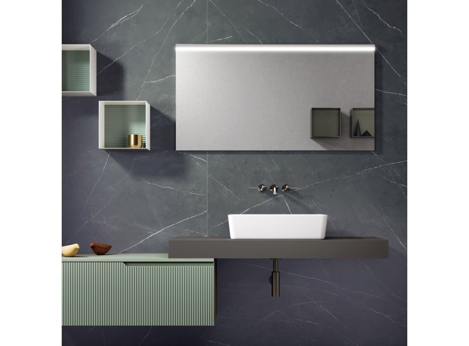 Badezimmerkomposition mit Spiegel und Metallwandschränken, hergestellt in Italien – Efesto Viadurini