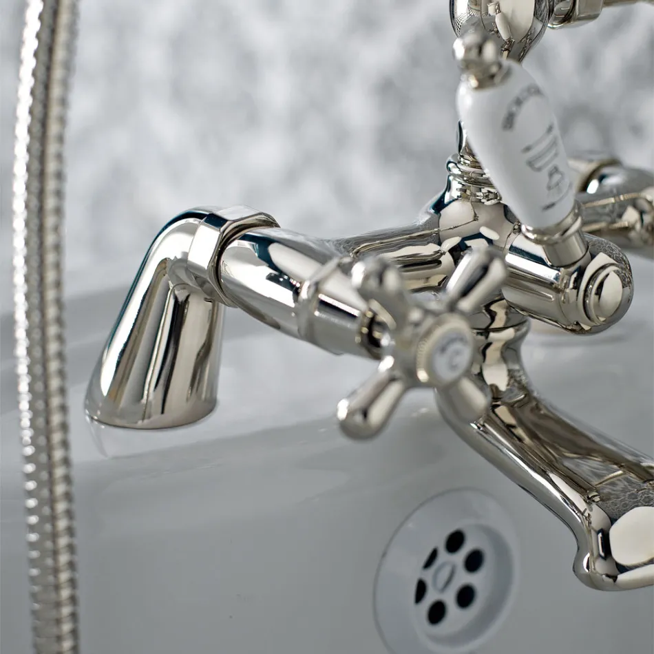 Klassische Wannenrandbatterie mit Handbrause aus Messing Made in Italy - Ercolina Viadurini