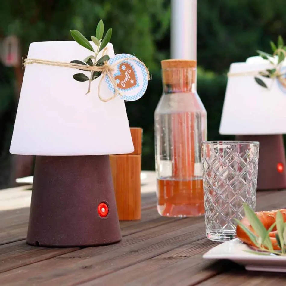 Wiederaufladbare LED-Lampe aus farbigem Kunststoff für drinnen oder draußen - Fungostar Viadurini