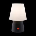 Wiederaufladbare LED-Lampe aus farbigem Kunststoff für drinnen oder draußen - Fungostar Viadurini