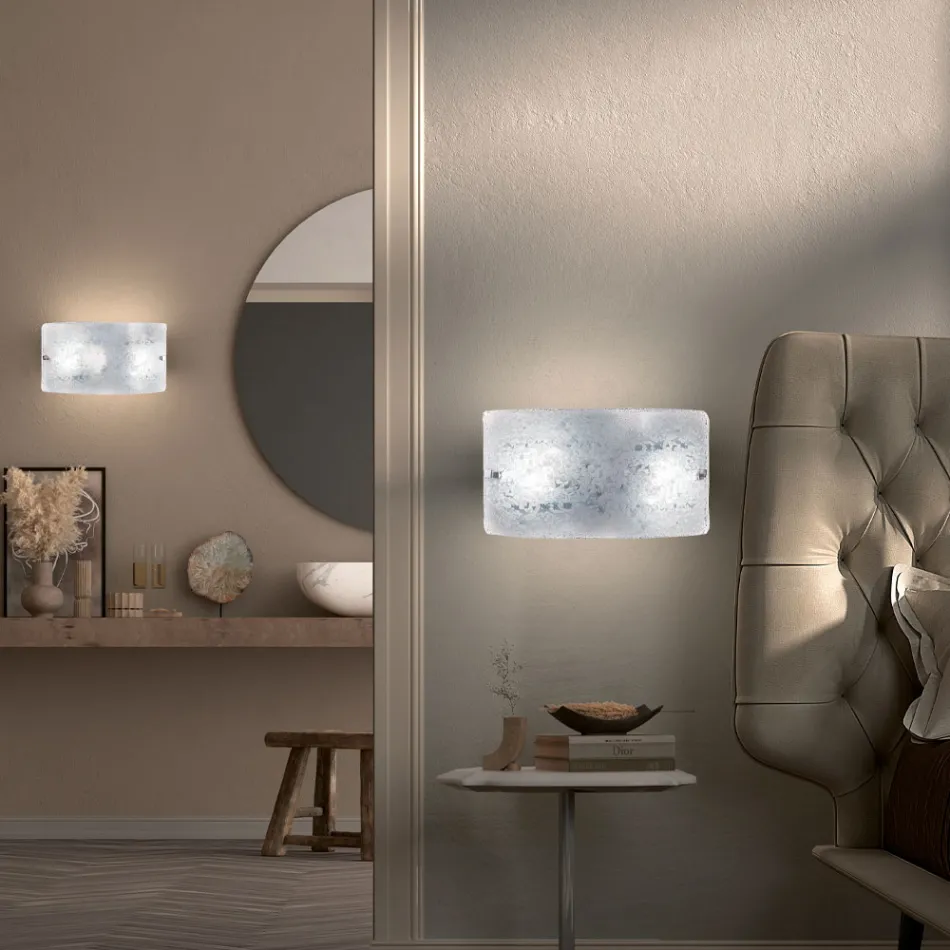 Handgefertigte Wandlampe aus geblasenem und verziertem venezianischem Glas - Mary Viadurini