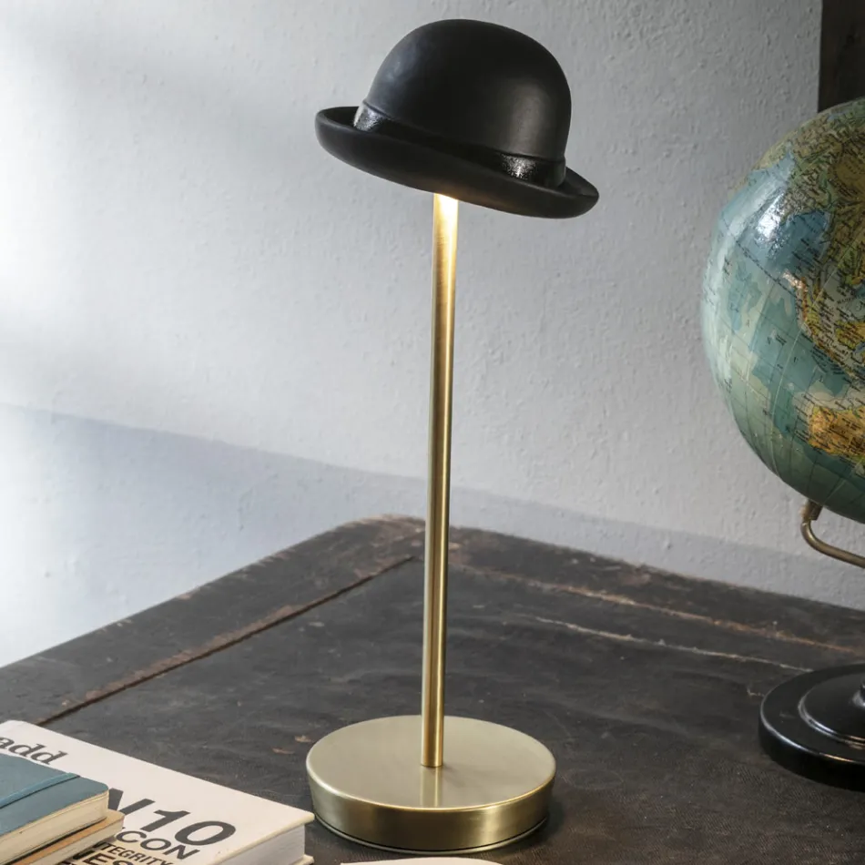 Wiederaufladbare und kippbare Tischlampe von Magnet - Bombetta Viadurini