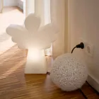 Weiße Stehleuchte E27, LED oder Solar Angel Modernes Design - Angelostar Viadurini