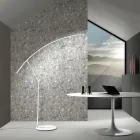 Stehlampe aus in verschiedenen Farben lackiertem Metall und dimmbarer LED – Ahorn Viadurini