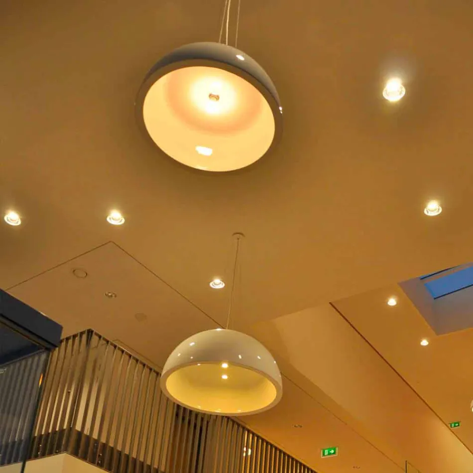 Farbige Pendelleuchte Slide Cupole Polyethylen aus Italien Viadurini