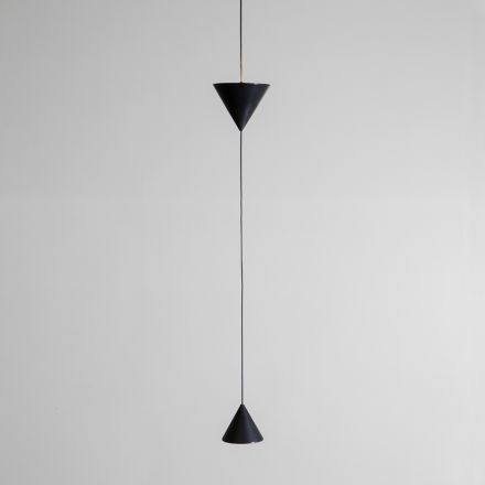 Hängende Drahtlampe aus schwarzem Aluminium und Doppelkegel-Design - Mercado Viadurini