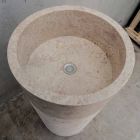 Freistehendes Badezimmer-Waschbecken in Marmor-Elfenbein-Finish Zylindrische Form - Cremino Viadurini