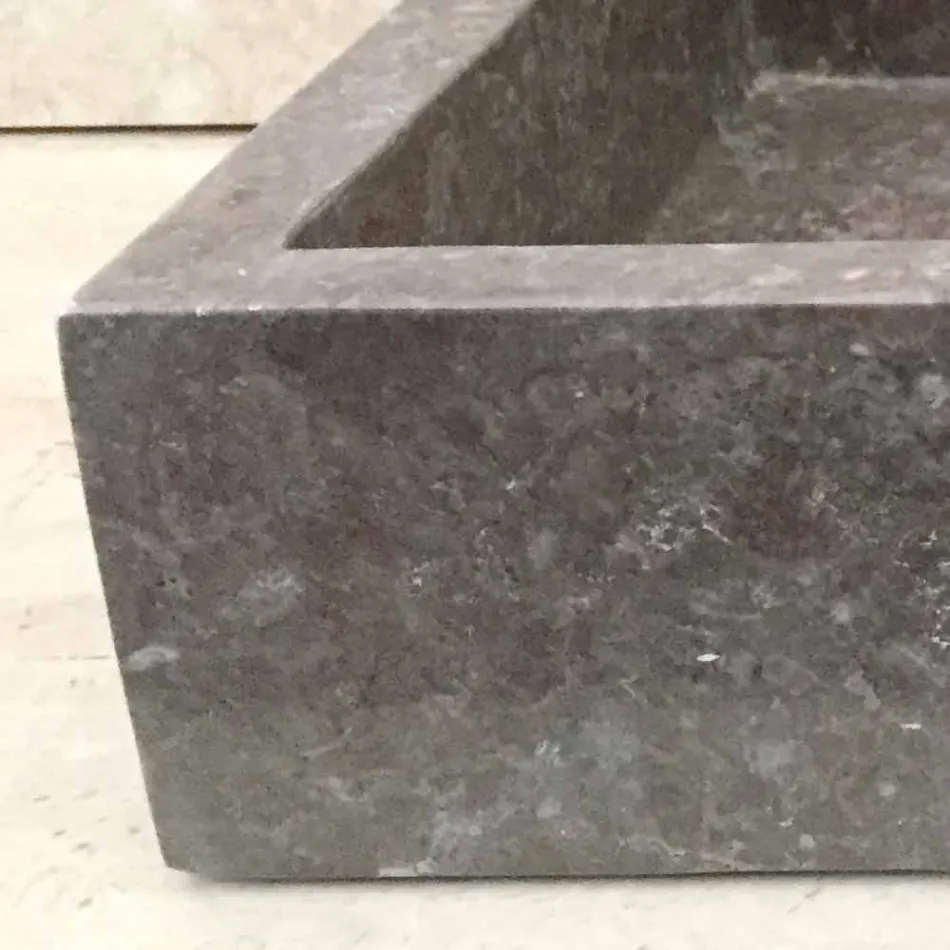 Jeff Einteiliger Designwaschtisch aus Naturstein Viadurini