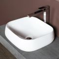 Modernes Design: Weißes, quadratisches Aufsatzwaschbecken aus Keramik - Papavero
