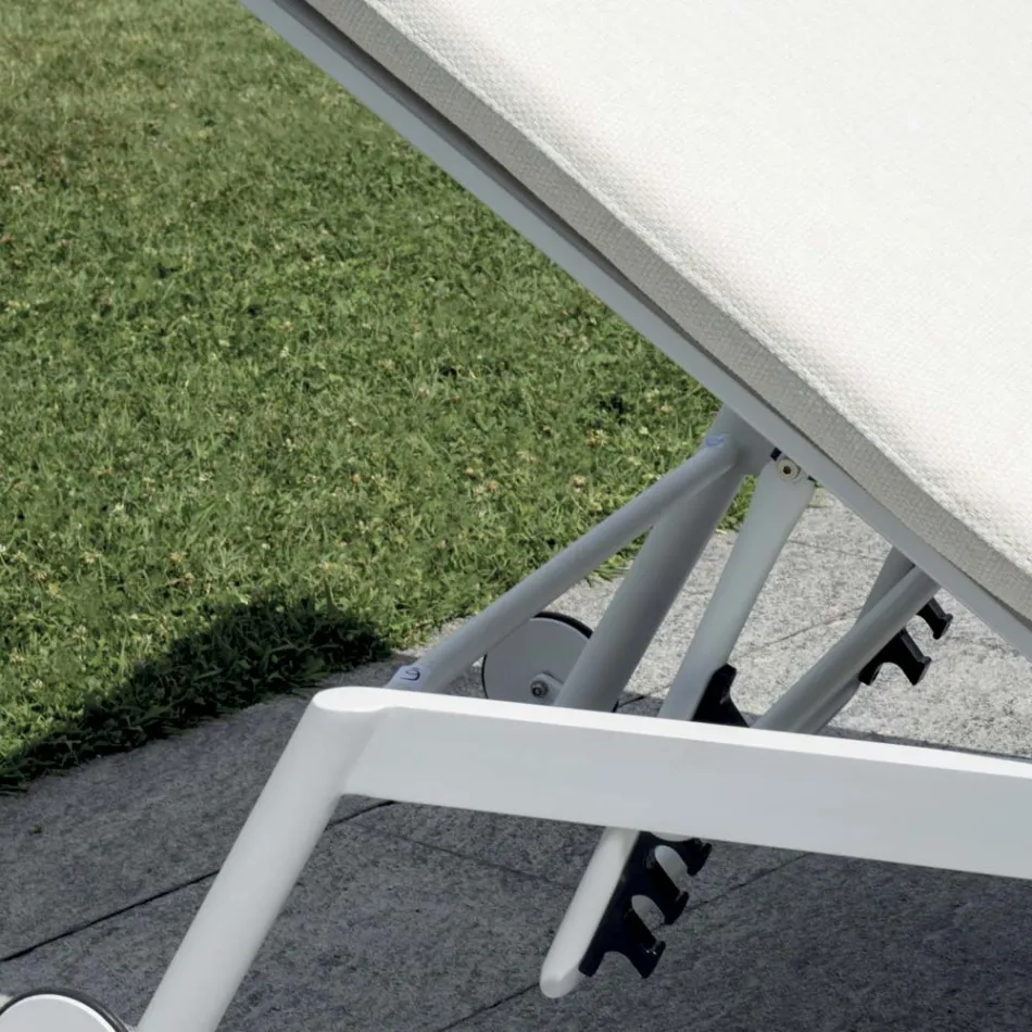 205 x 76 cm große Aluminium-Sonnenliege für den Außenbereich mit Kissen - Tessara Viadurini