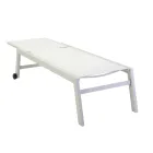 Outdoor-Liege aus Aluminium und Textilene mit 2 Rädern - Kostüm Viadurini