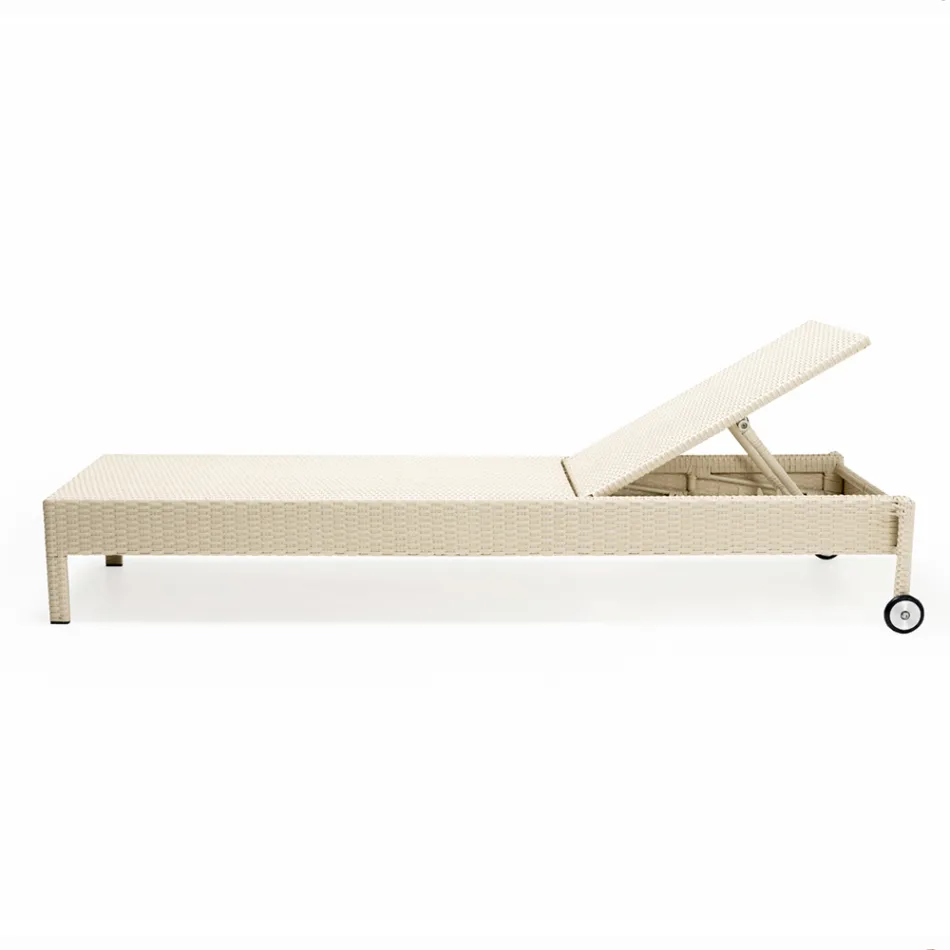 Poly Rattan Gartenliege mit Rädern – Sonnenbaden Viadurini