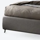 Doppelbett 160x190 mit dekorativen Knöpfen in den Kissen - Strahlen Viadurini