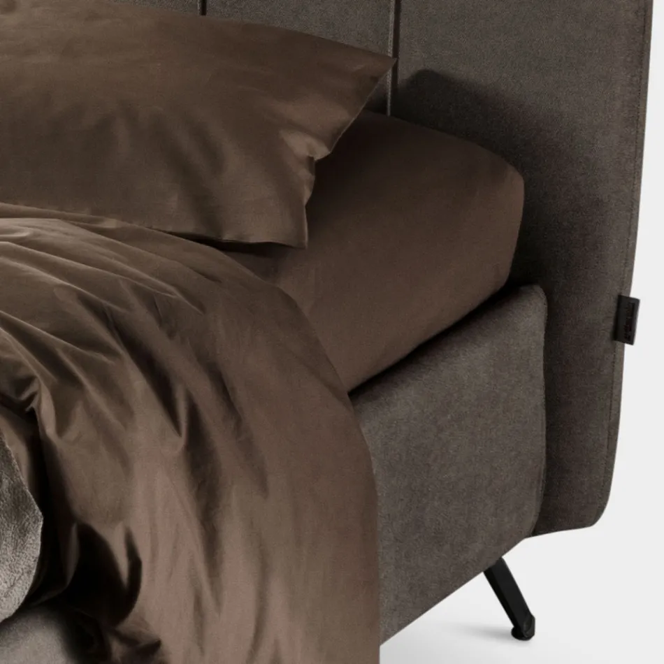 Doppelbett 160x190 mit Polsterung mit vertikalen Ripsprofilen - Nices Viadurini