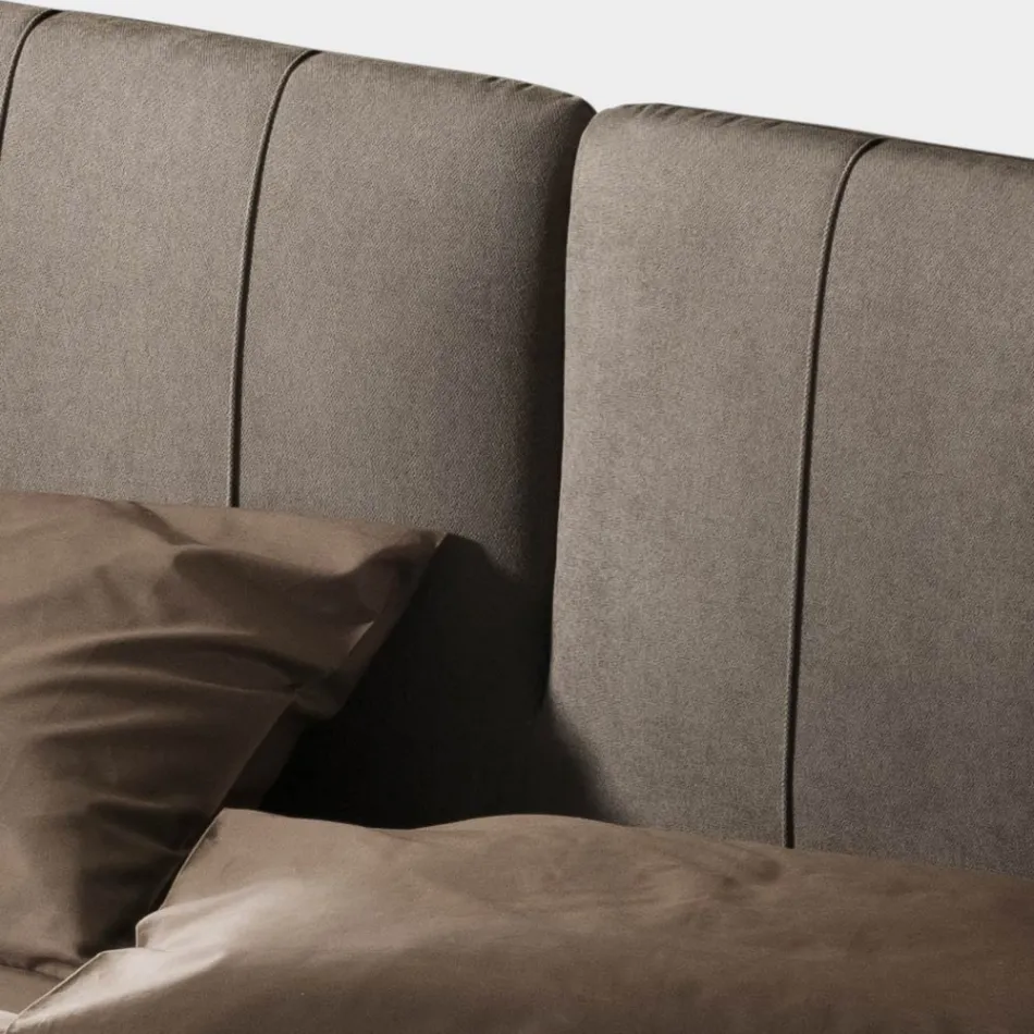 Doppelbett 160x190 mit Polsterung mit vertikalen Ripsprofilen - Nices Viadurini