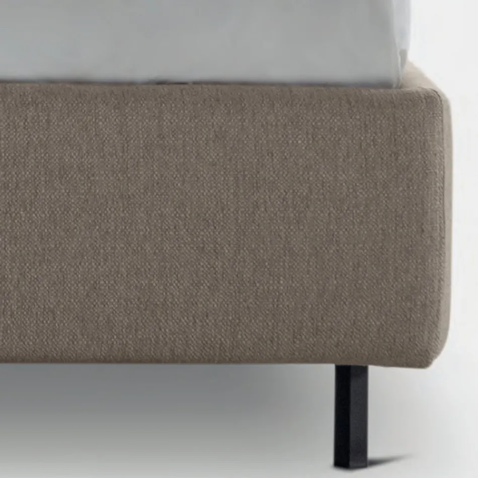 Doppelbett 160x190 mit geschwungenen Linien und Knöpfen Made in Italy - Oriente Viadurini