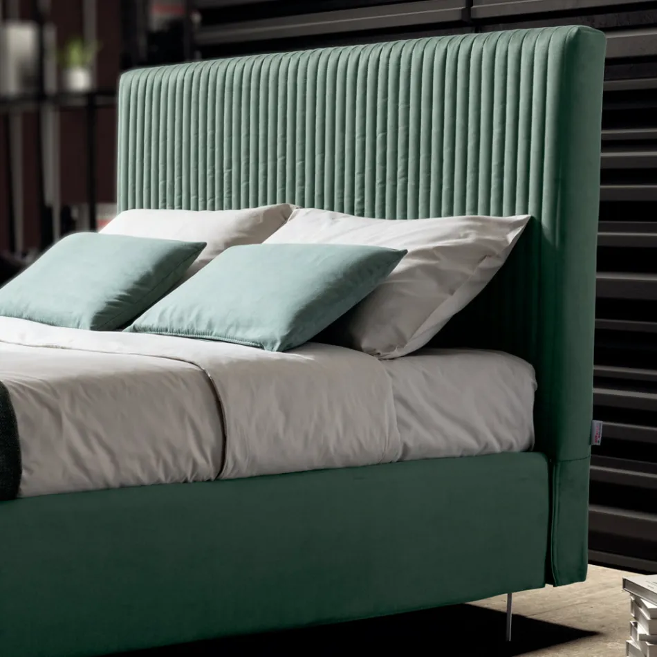 Doppelbett 160x190 mit mehrstreifen-Schmalbandsteppung - Meduse Viadurini