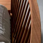 Design Doppelbett 160x200cm mit massiver Basis aus Alain-Nussbaum Viadurini