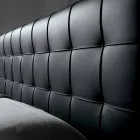 Design Doppelbett mit gepolstertem Kopfteil Leilo, 160x200 cm Viadurini