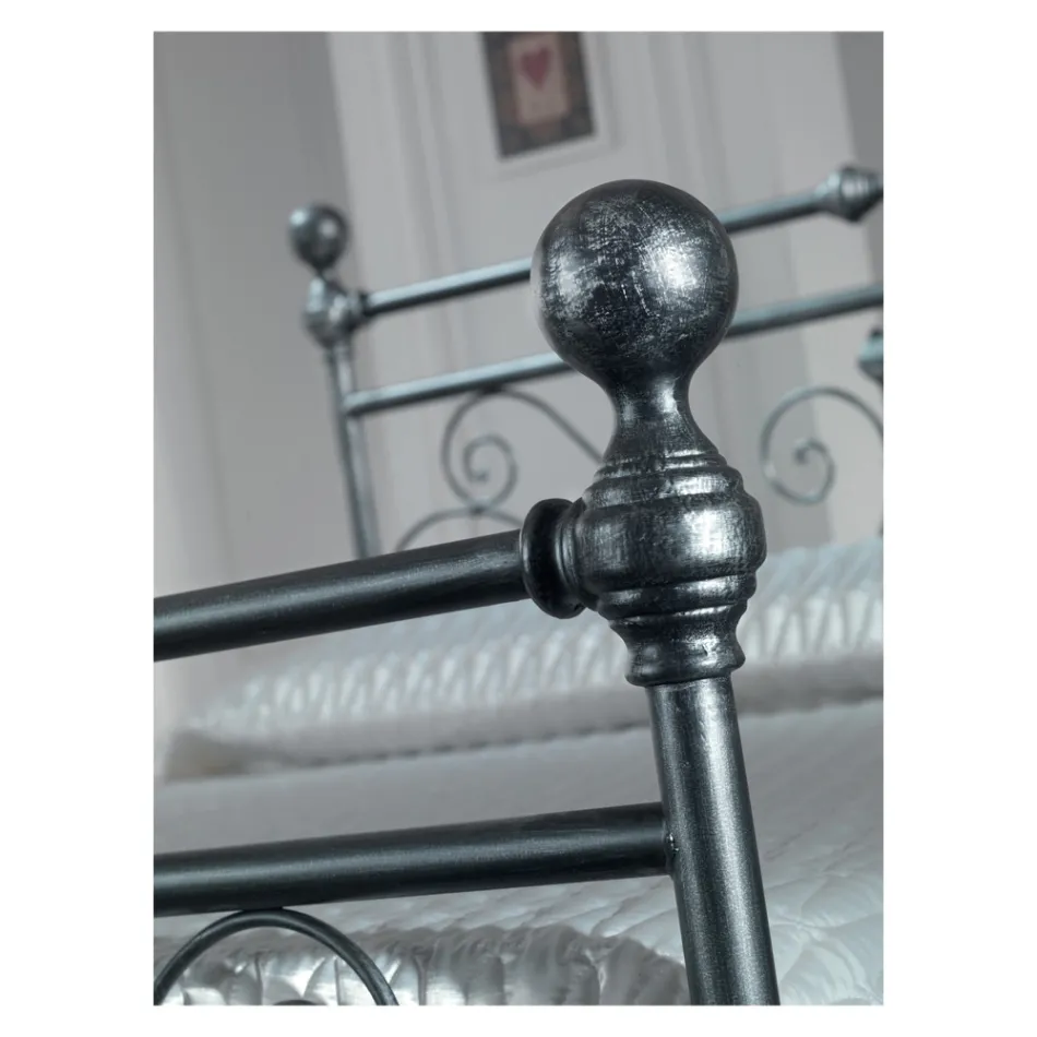 Doppelbett aus schwarz-silbernem Eisenrohr, hergestellt in Italien – Geometrie Viadurini