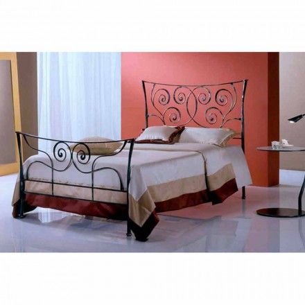 Ein Bett und einen halben Quadratmeter Schmiedeeisen Ares Viadurini