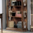 Hohes Bücherregal mit Holzstruktur und offenen Fächern, hergestellt in Italien – Fauno Viadurini