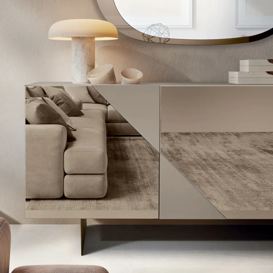 Sideboard mit 3 lackierten MDF-Türen mit Spiegelglasabdeckung - Diletta Viadurini