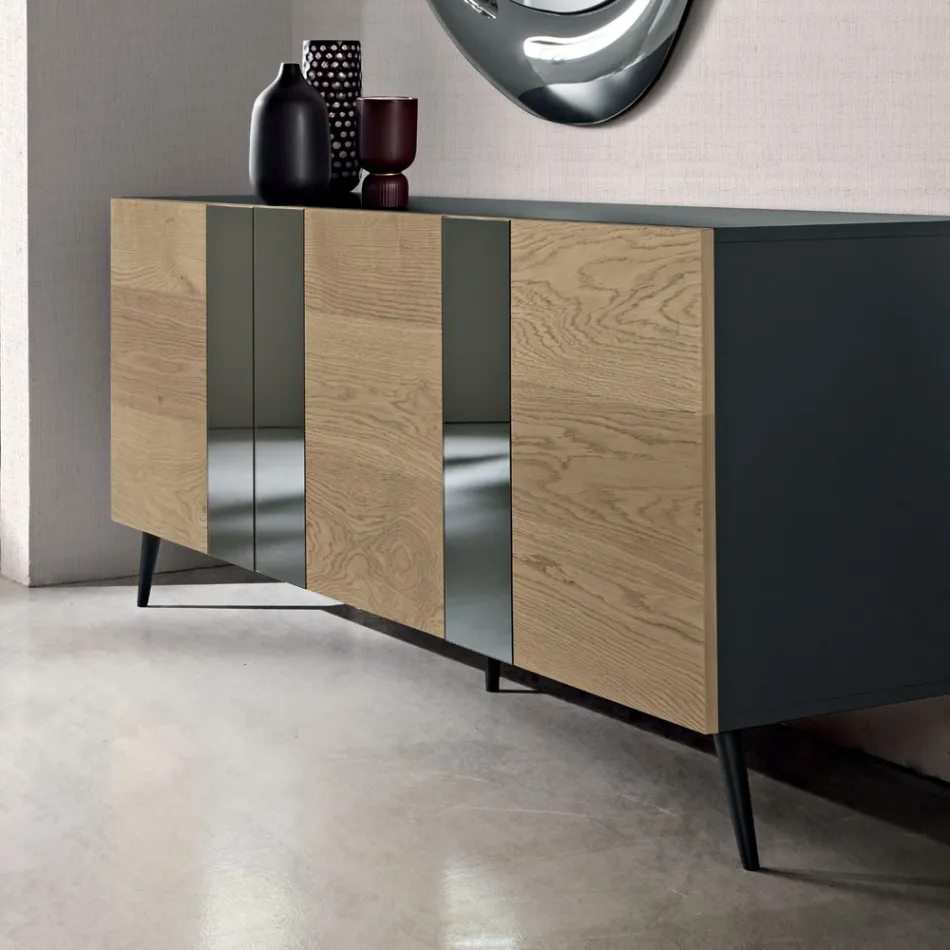 Sideboard mit 3 Eichenfurniertüren und Spiegeleinsätzen - Enrica Viadurini