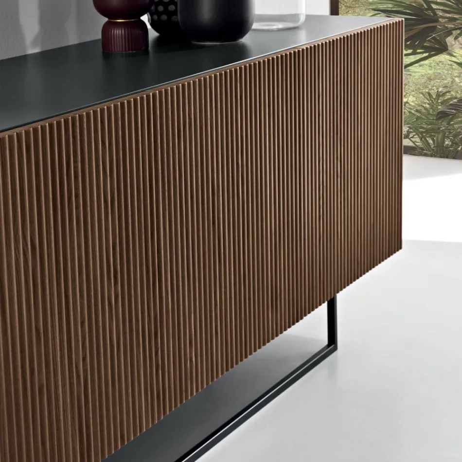 Estella Sideboard für den Innenbereich mit laminiertem Korpus und PVC-beschichteten MDF-Türen Viadurini