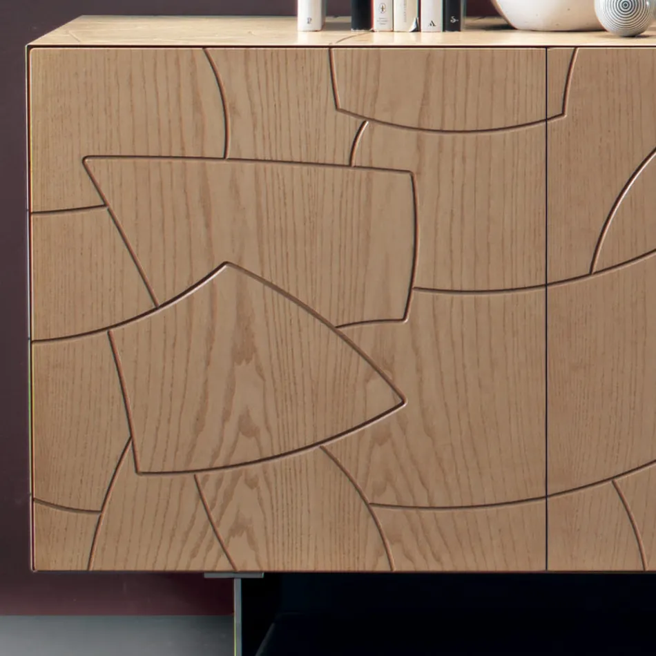 Modernes Sideboard aus furniertem Eschenholz, hergestellt in Italien – Galassia Viadurini