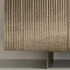 Sideboard mit vier Türen aus Melamin und beschichtetem Streifenglas, hergestellt in Italien - Ninfa Viadurini