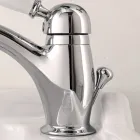 Handgefertigter Waschtischmischer aus Messing im klassischen Stil mit Hebel – Noriana Viadurini