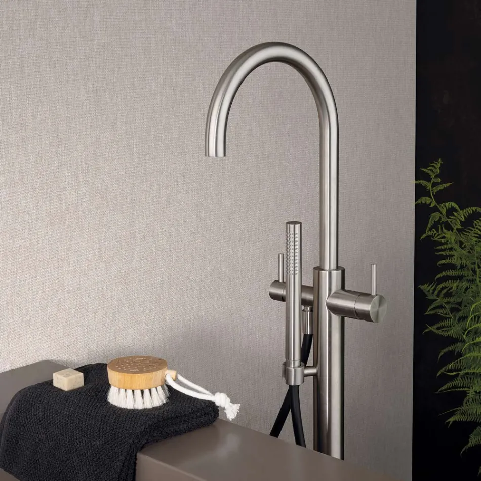 Externer bodenstehender Badewannenmischer aus Edelstahl AISI 316L - Krallen Viadurini