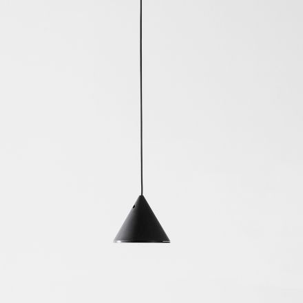 Wire Stehlampe aus schwarzem Aluminium und kleinem Kegel Minimal Design - Mercado Viadurini