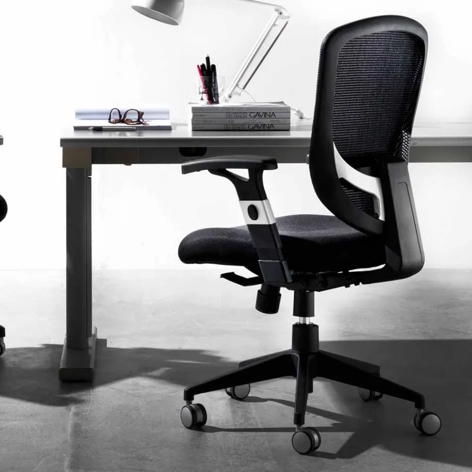 Semidirektionaler und funktionsfähiger moderner Drehsessel in Schwarz Reta - Simona Viadurini