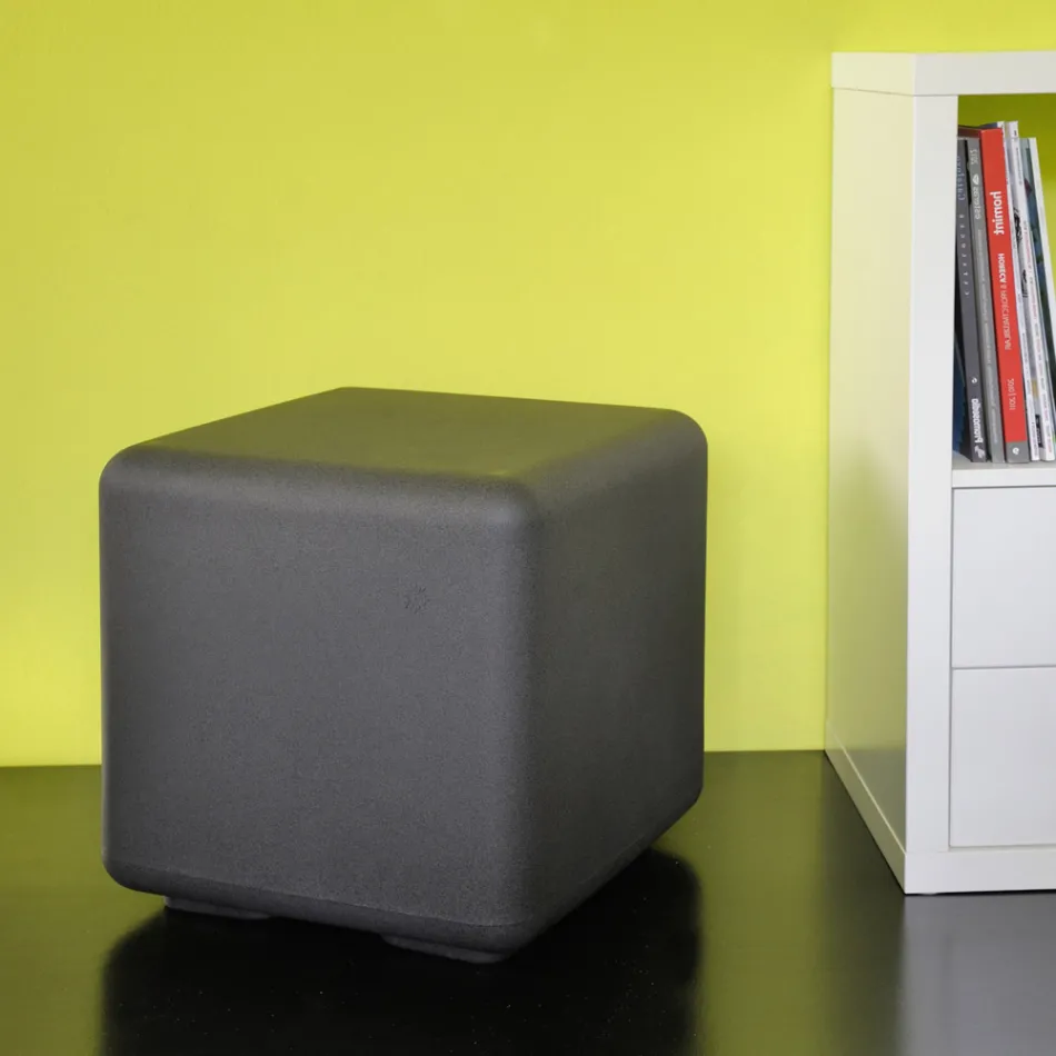 Hocker Garten-Couchtisch aus farbigem Polyethylen Made in Italy - Colores Viadurini