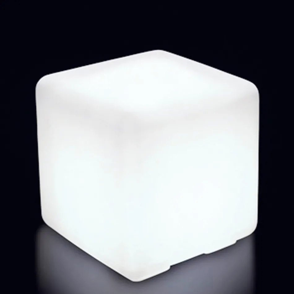 Hocker Garten-Couchtisch aus farbigem Polyethylen Made in Italy - Colores Viadurini