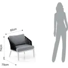 Wohnzimmer im Innen- und Außenbereich mit 2 Sesseln, 1 Sofa und 1 Couchtisch – Sortir Viadurini