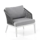 Wohnzimmer im Innen- und Außenbereich mit 2 Sesseln, 1 Sofa und 1 Couchtisch – Sortir Viadurini