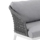 Wohnzimmer im Innen- und Außenbereich mit 2 Sesseln, 1 Sofa und 1 Couchtisch – Sortir Viadurini