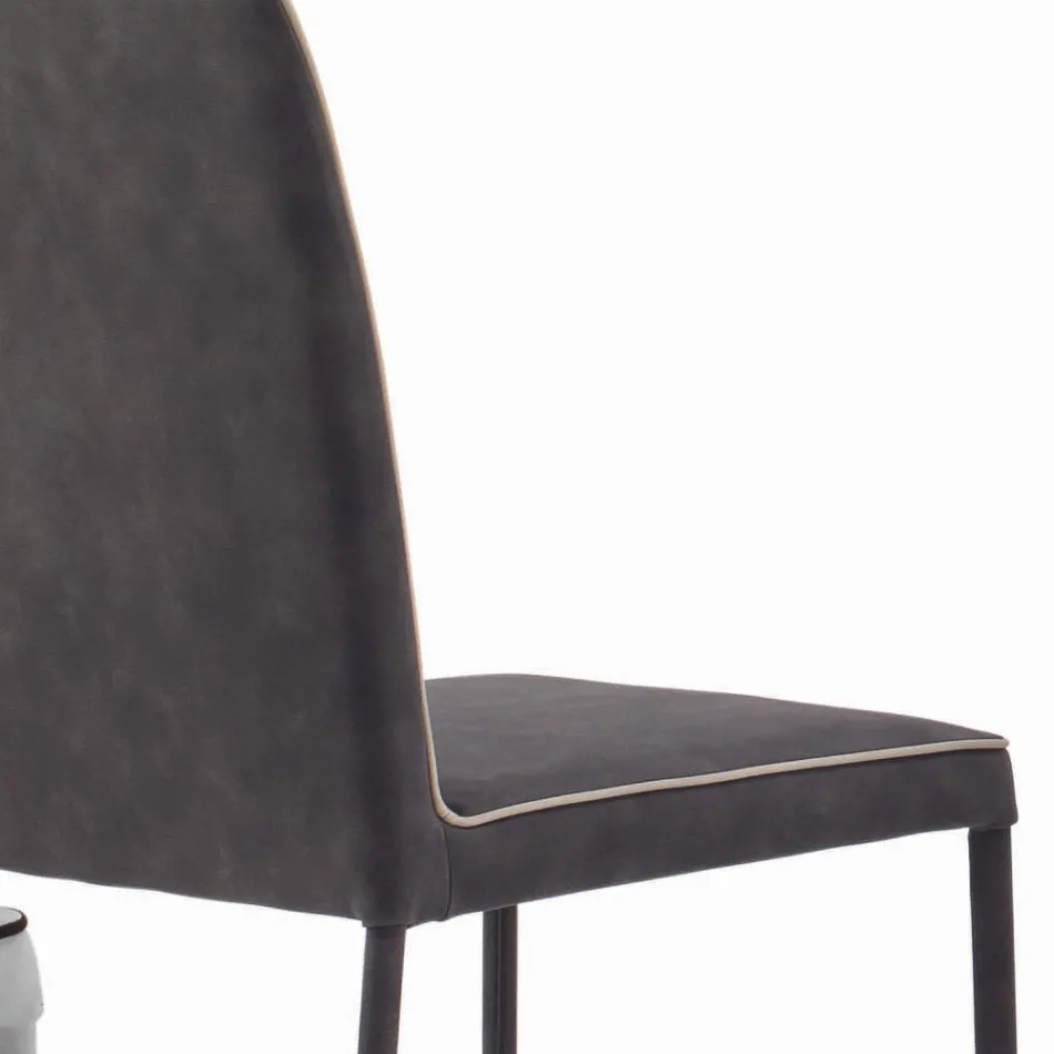 Wohnzimmerstuhl mit gepolsterten und lackierten Beinen, hergestellt in Italien – Catania Viadurini