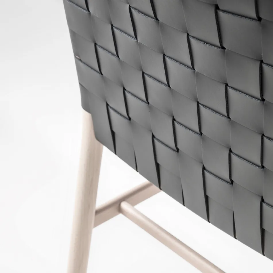 Hochwertiger Stuhl aus Buchenholz und Leder, hergestellt in Italien, 2 Stück – Nora Viadurini