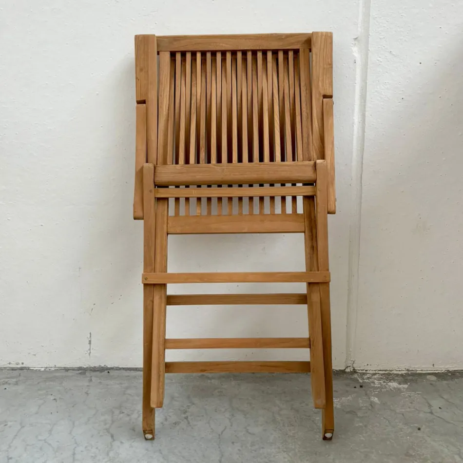 Klappbarer Outdoor-Teakholzstuhl mit Armlehnen – Yggdrasil Viadurini