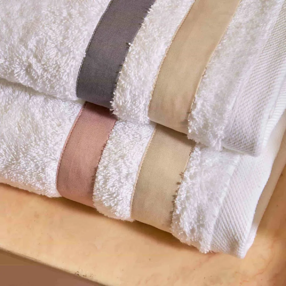 Serenity Gästehandtuch-Set aus Baumwollfrottee mit doppelten Rüschen Viadurini