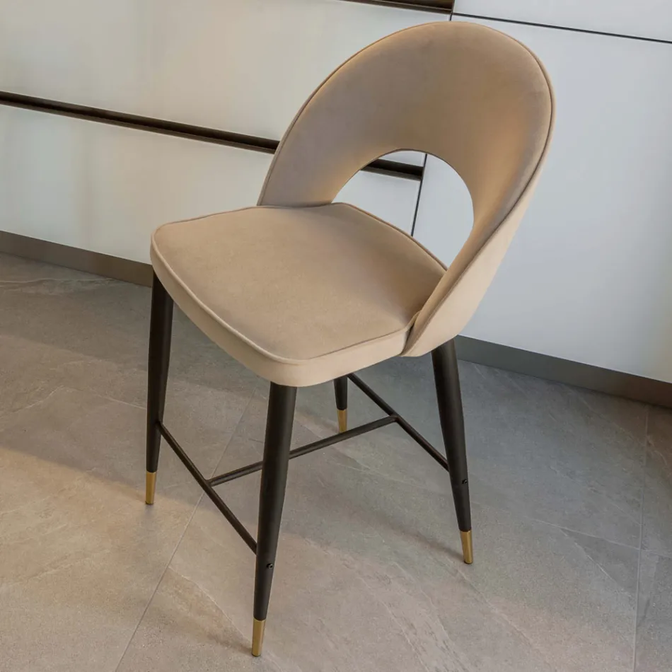 Wohnzimmerhocker mit Metallstruktur und galvanisierten Messingspitzen - Sergei Viadurini